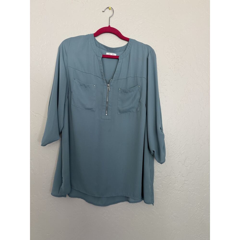 Maurices Top Size 1 mint green 3/4 Sleeve Roll Tab Tunic Zip Popover Flowy Boho